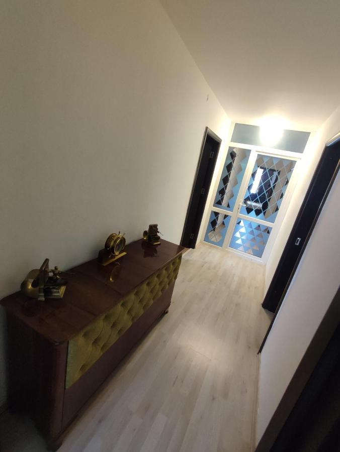 Central House Hotel Curtea de Argeş Екстериор снимка